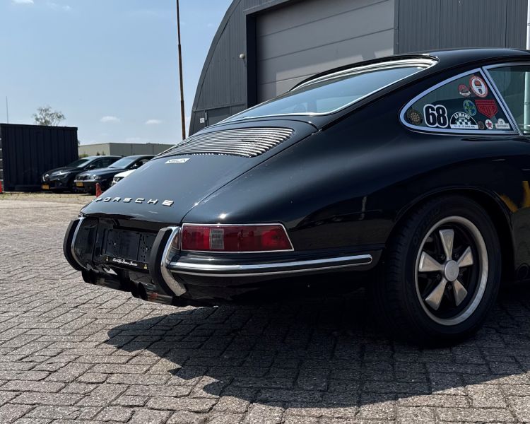 klassieke Porsche oldtimer bij Marlog Europe voor import uit Duitsland